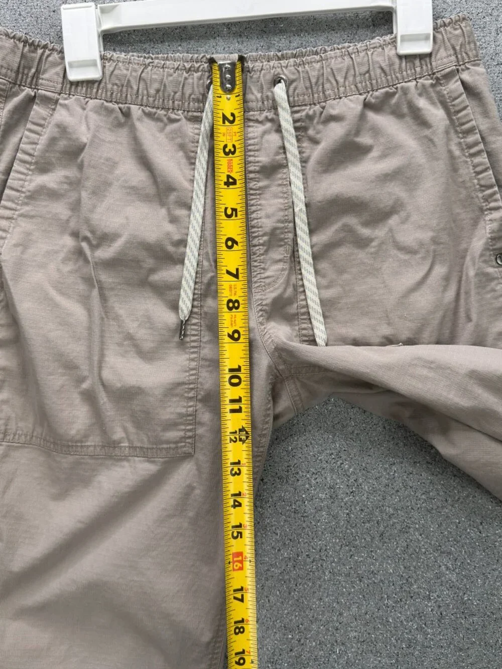 VUORI RIPSTOP CLIMBER PANTS MEN'S M TAPERED CARGO OUTDOOR TRAVEL ZIP BEIGE - Picture 5 of 13